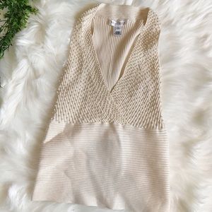 White House Black Market Women Top Size S